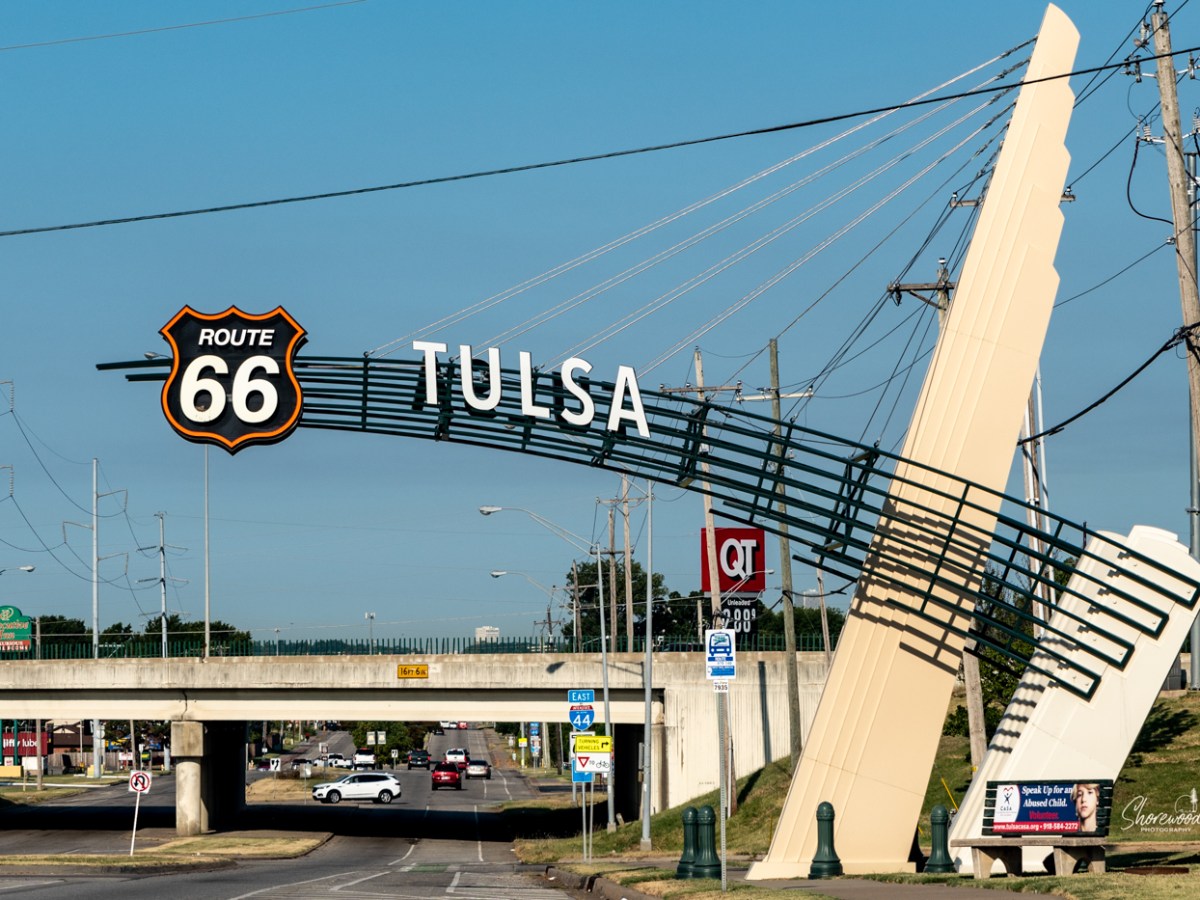 Route 66 Day 9: Signs, Signs, Everywhere A&nbsp;Sign